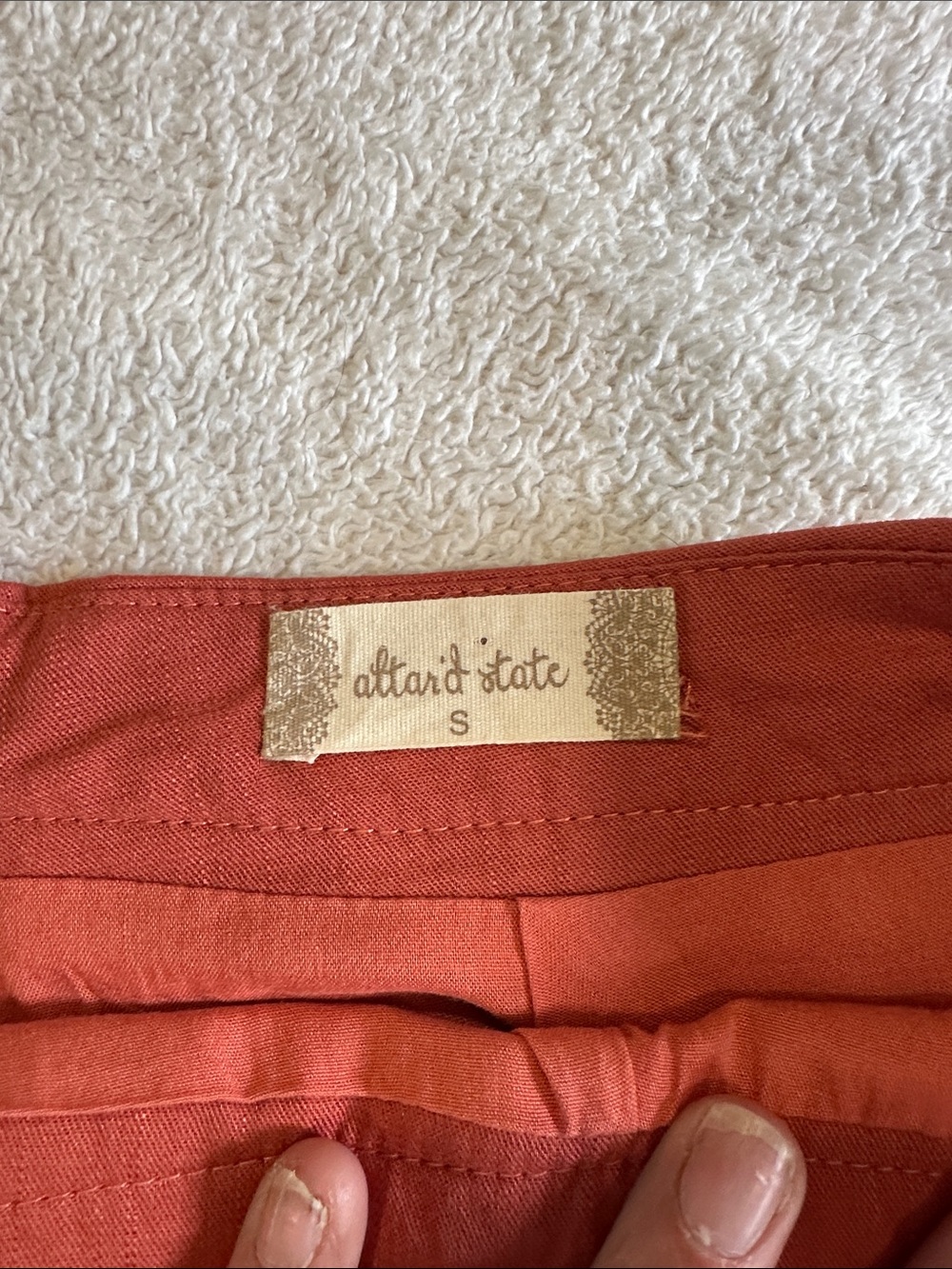 Women’s Rust Ruffle Hem Shorts size small - Picture 8 of 14
